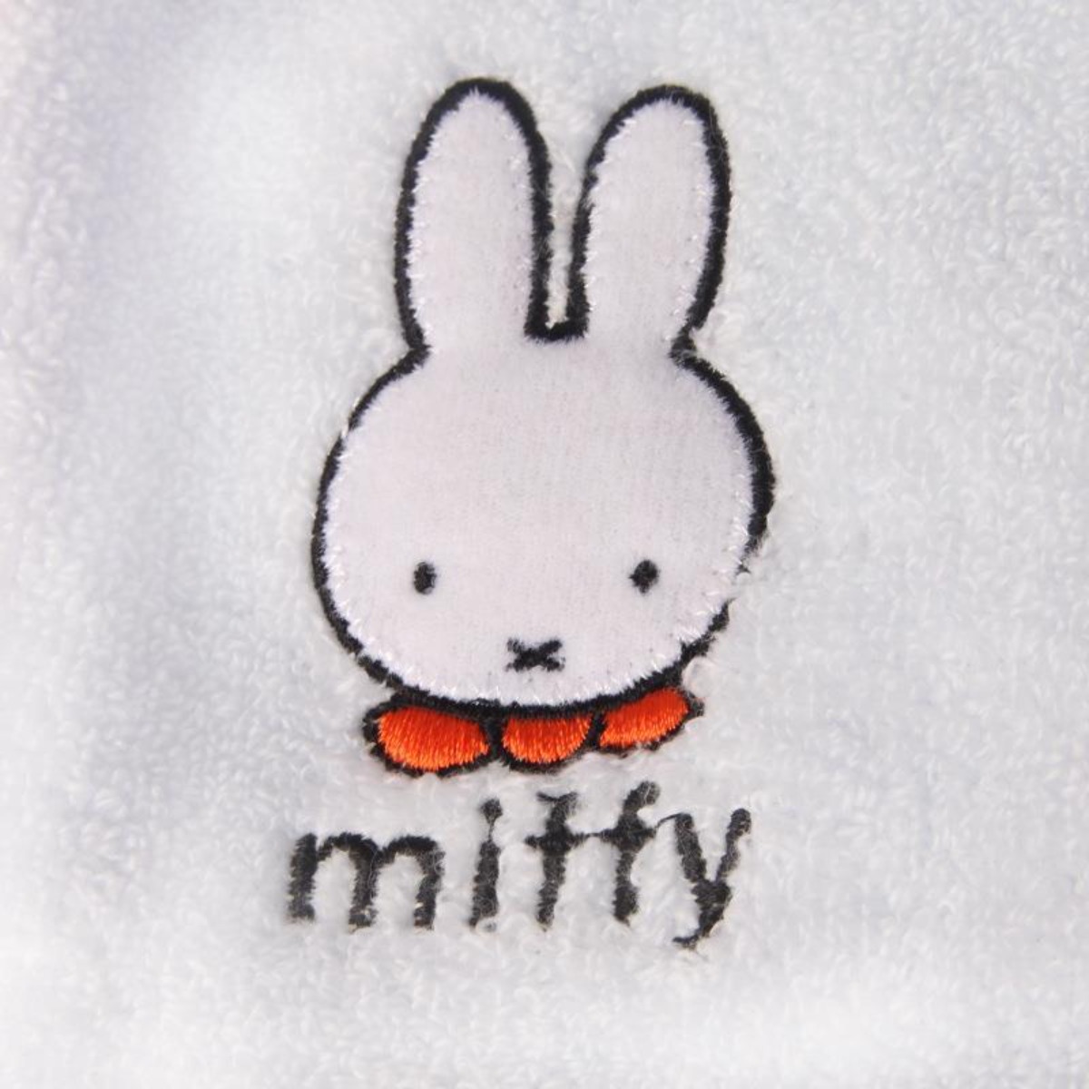 Miffy Rabbit Pure Cotton Towel - Home Goods Bathroom Accessories recensie en prijs