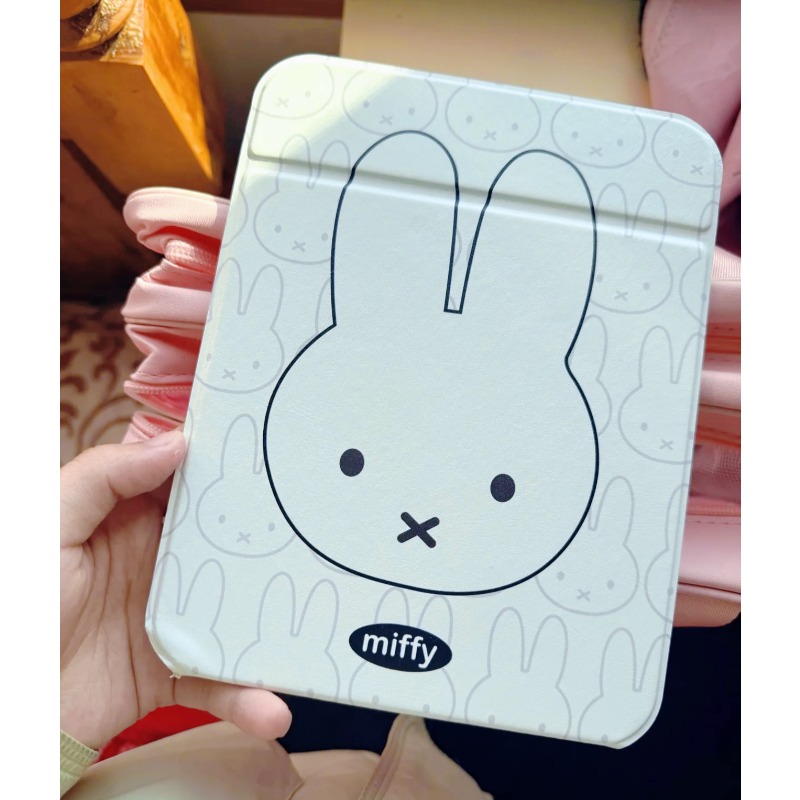 Miffy Bunny Makeup Mirror Port - Home Goods Bathroom Accessories recensie en prijs