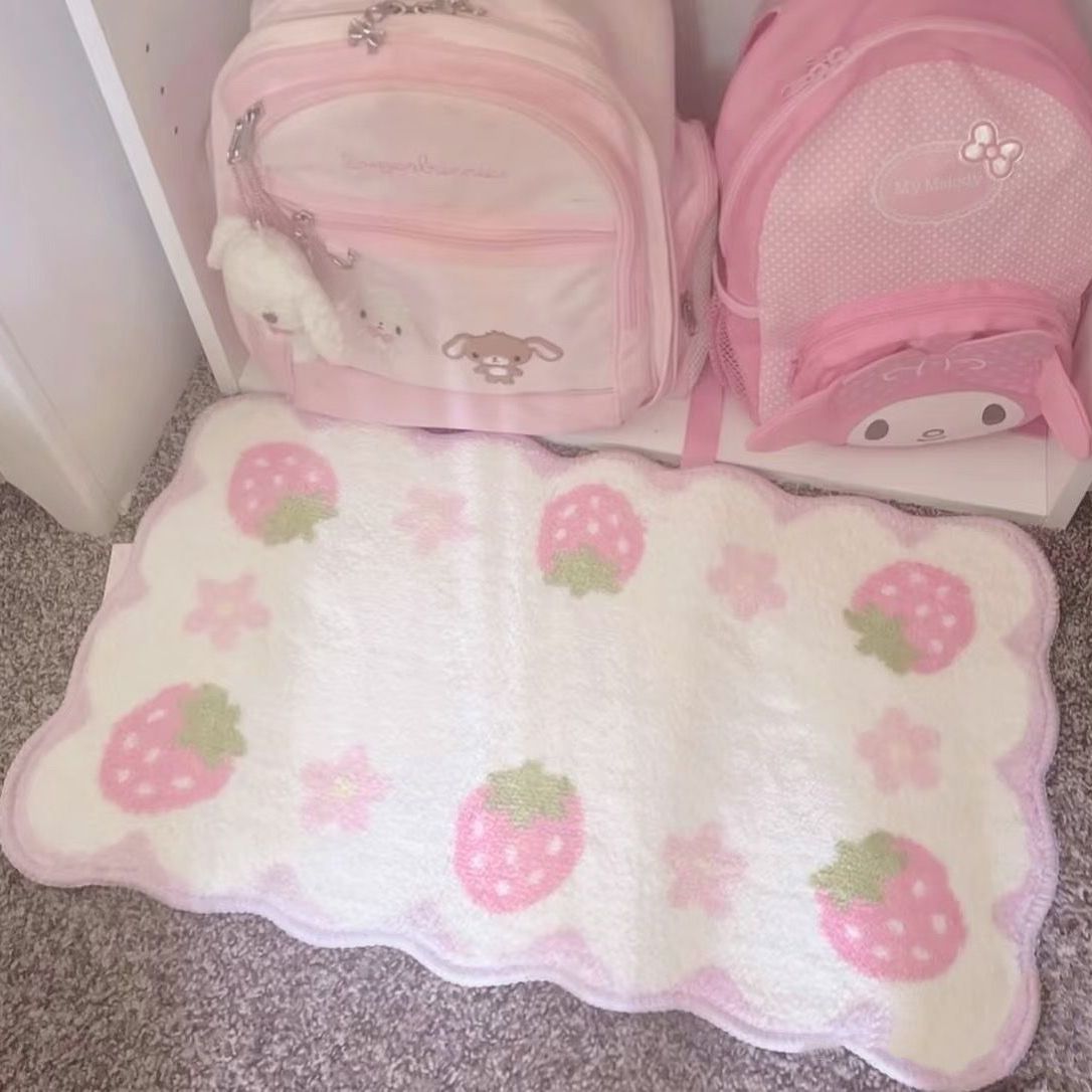 VIKAMA Sweet Strawberry Floor  - Zara Home Bathroom Rug recensie en prijs